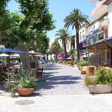 T2 rue piétonne Le Lavandou climatisé Extérieur photo